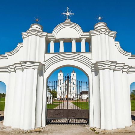 Idilliska Latgaliesu Lauku Maja Ar Melno Pirti Villa Aglona Buitenkant foto