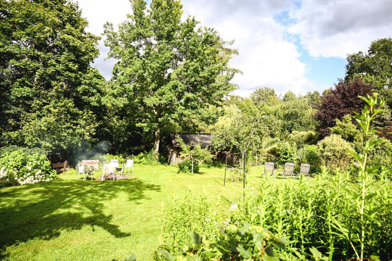 Idilliska Latgaliesu Lauku Maja Ar Melno Pirti Villa Aglona Buitenkant foto