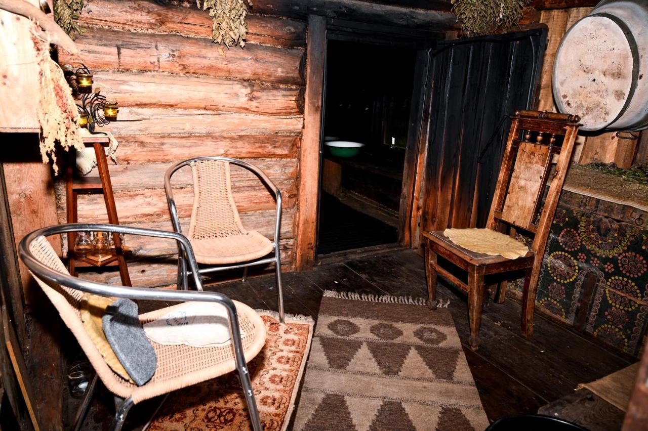 Idilliska Latgaliesu Lauku Maja Ar Melno Pirti Villa Aglona Buitenkant foto